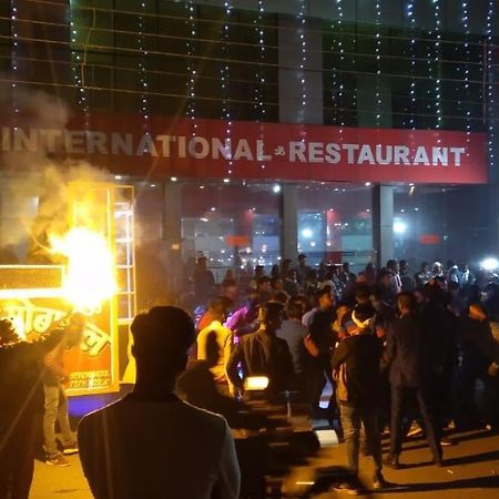 Hotel International & Restaurant Amethi Ngoại thất bức ảnh