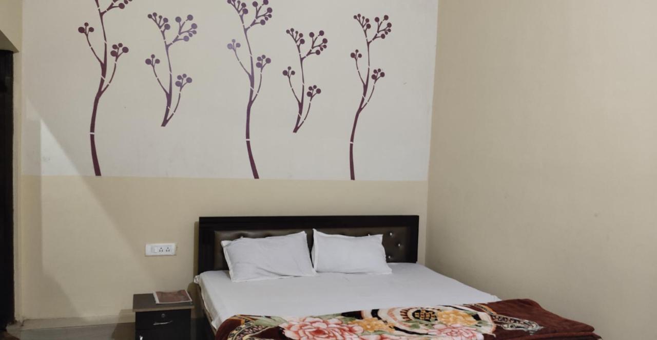 Hotel International & Restaurant Amethi Ngoại thất bức ảnh