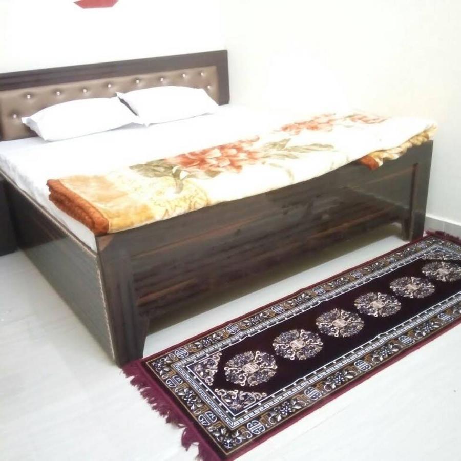 Hotel International & Restaurant Amethi Ngoại thất bức ảnh