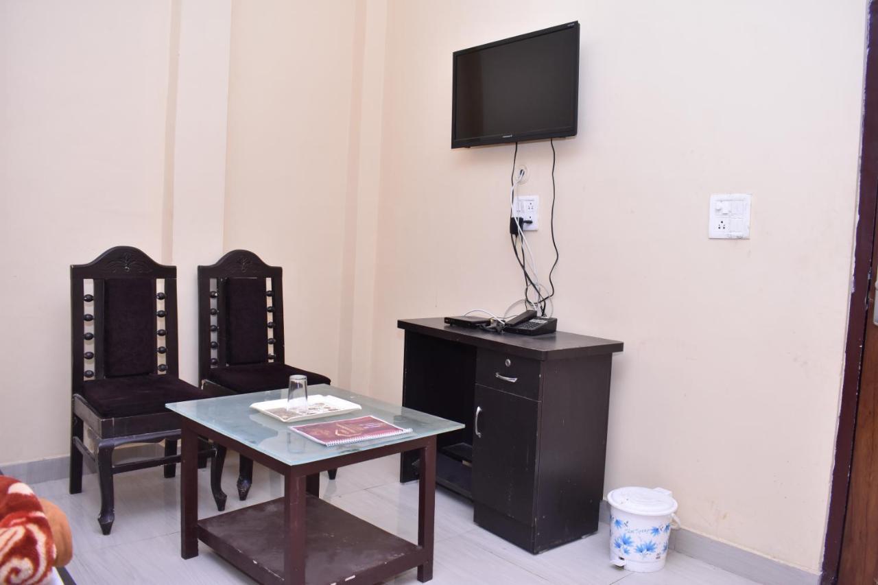Hotel International & Restaurant Amethi Ngoại thất bức ảnh